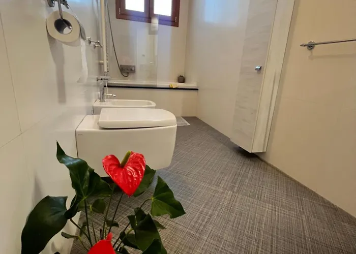 Apartment Dimora Sagrado *